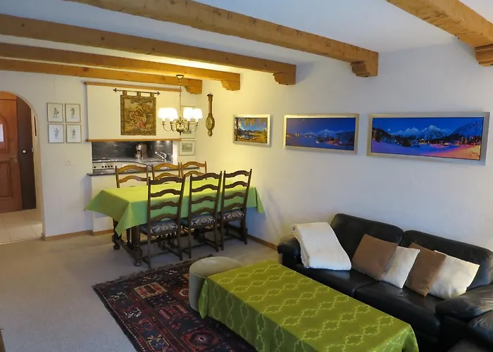 شقة Franca U06 أروسا